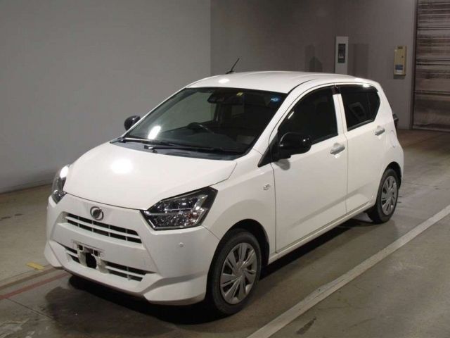 4787 Daihatsu Mira e s LA350S 2018 г. (TAA Chubu)